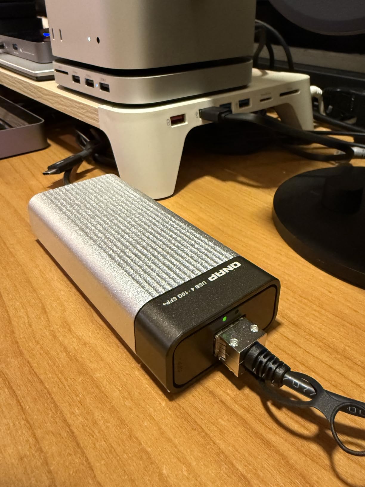 QNAP 10GbE SFP+ Network Adapter to USB 4 Type-C & Thunderbolt 3/4 Compatible (QNA-UC10G1SF) customer photo 2