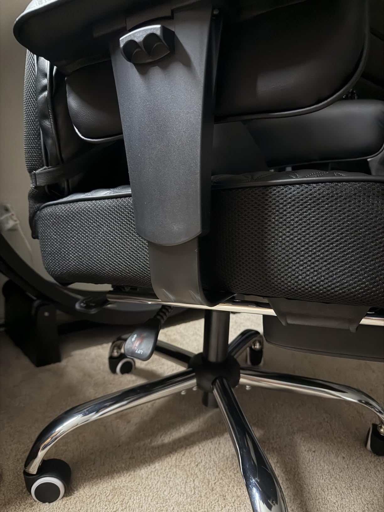 GTPLAYER Big and Tall Gaming Chair 400lbs Heavy Duty Office Chair with Foot Rest & Ergonomic Pocket Spring Lumbar Support, High Back 3D Saddle Shaped Cushion for Back Pain Relief, Matte-Black customer photo 1