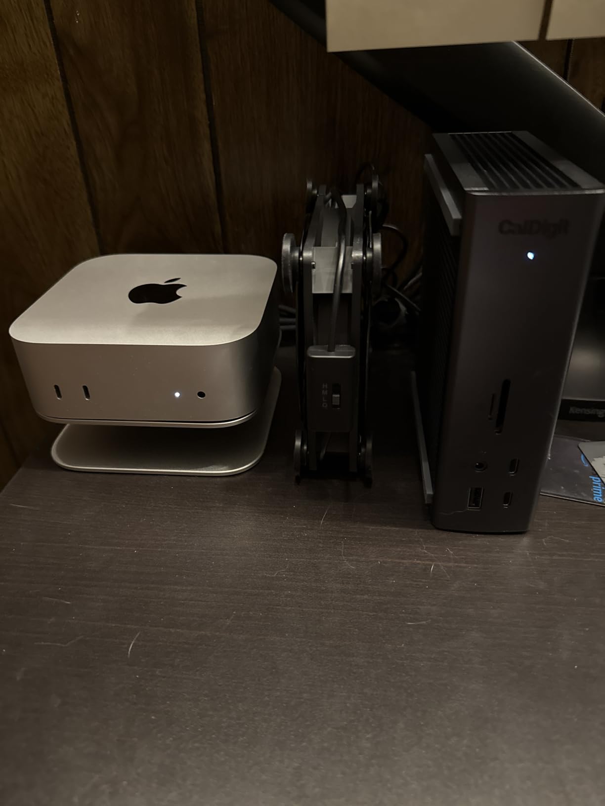 CalDigit TS5 PLUS - Thunderbolt 5 Dock - 20 Port, 10Gb Ethernet, 140W dedicated host Charging, TBT-5 x 3, USB 10Gb/s x10, Dual USB Controllers, Up to Two 8K 60Hz Displays, 1.0m Braided Cable, 330W PSU customer photo 2