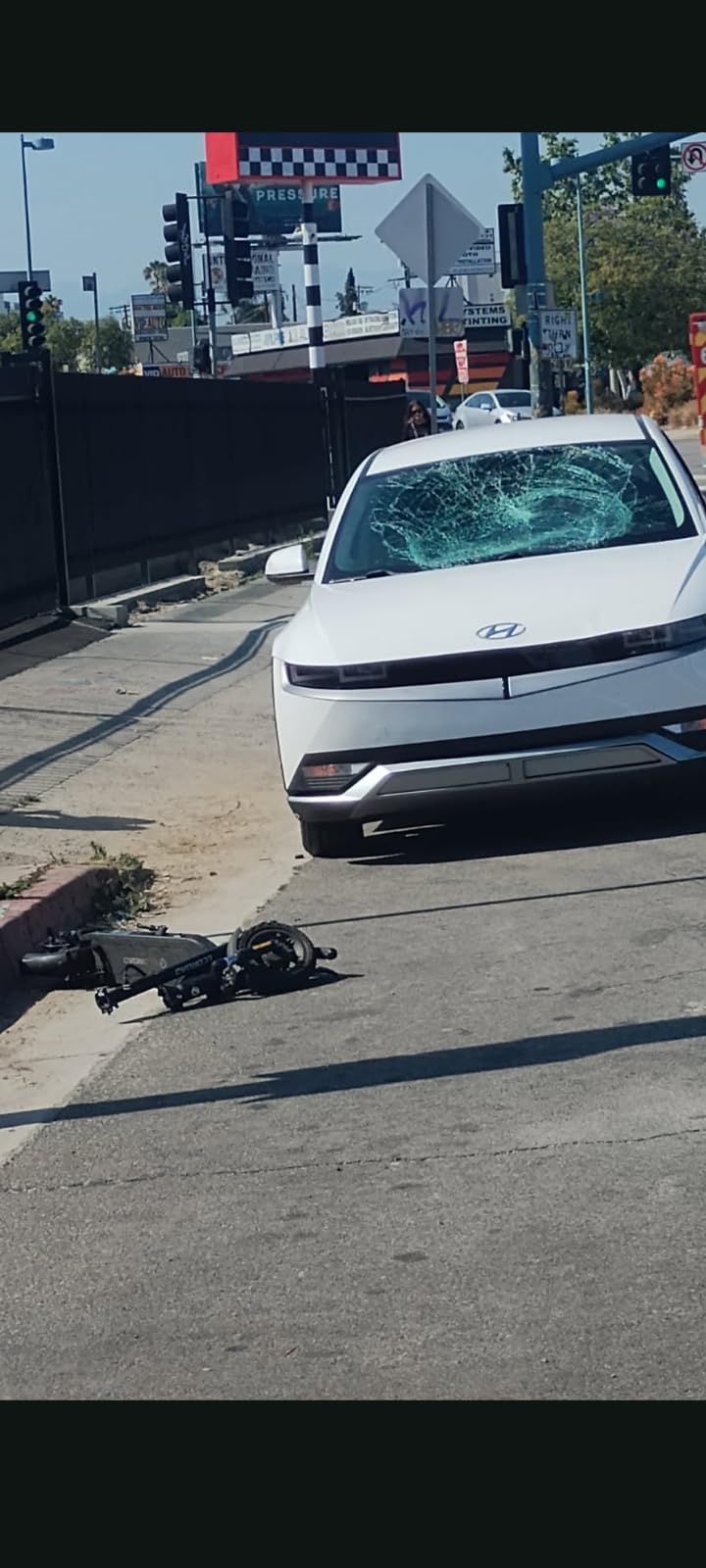 ECOROAD Electric Scooter for Adults 750W 25 MPH 30-35 Miles Long Range customer photo 1