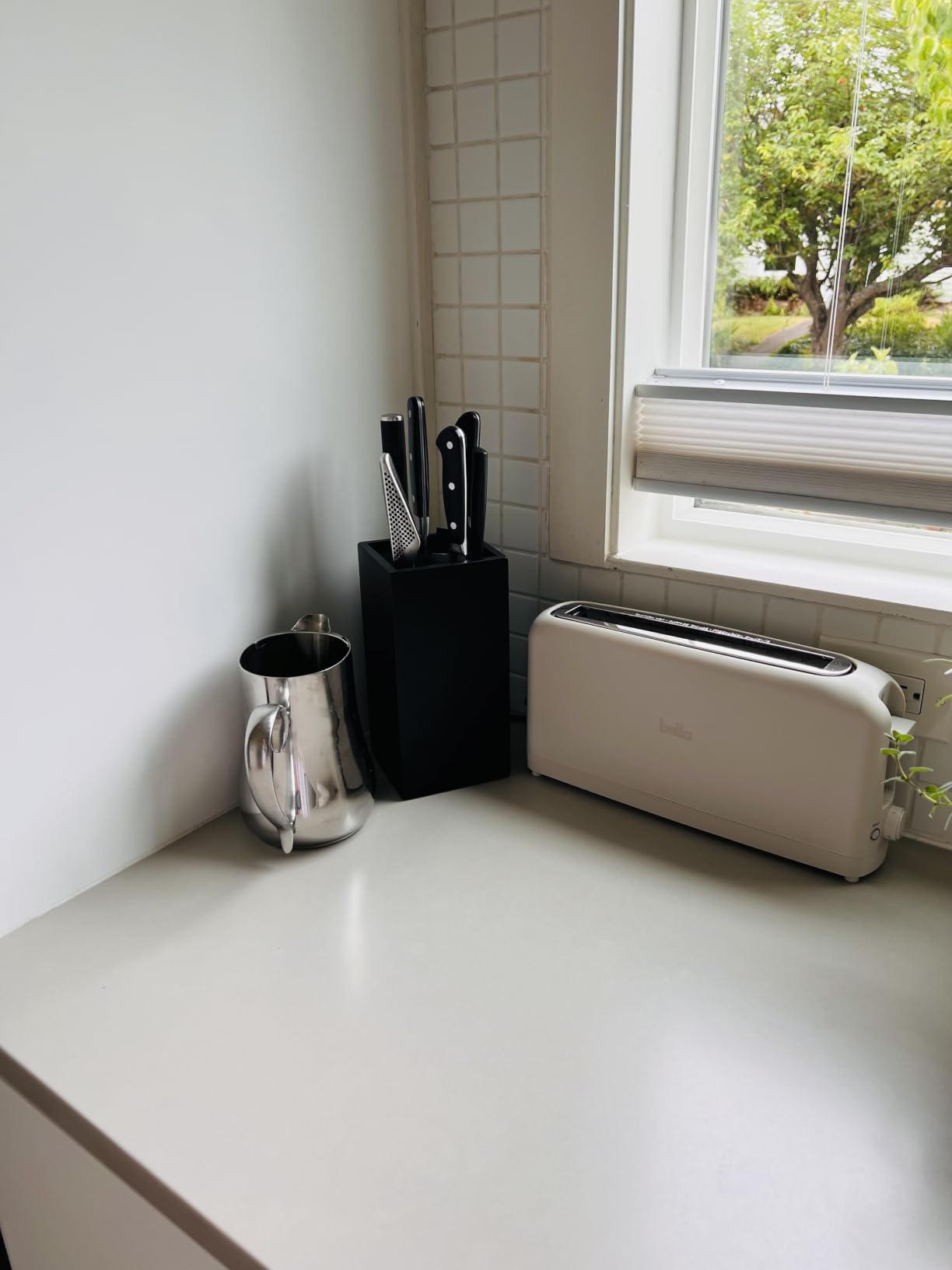 KAIZEN Bamboo Knife Block Without Knives - Perfectly Sized Universal Knife Holder for Knives, Scissors - Unique Knife Storage for Counter Top with Anti-Slip Base (Black) customer photo 1