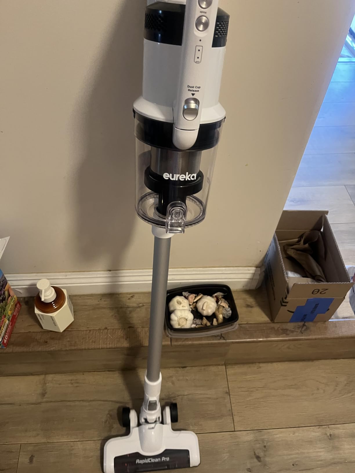 Eureka RapidClean Pro Pet Hair Cordless Vacuum, NEC280WH customer photo 2