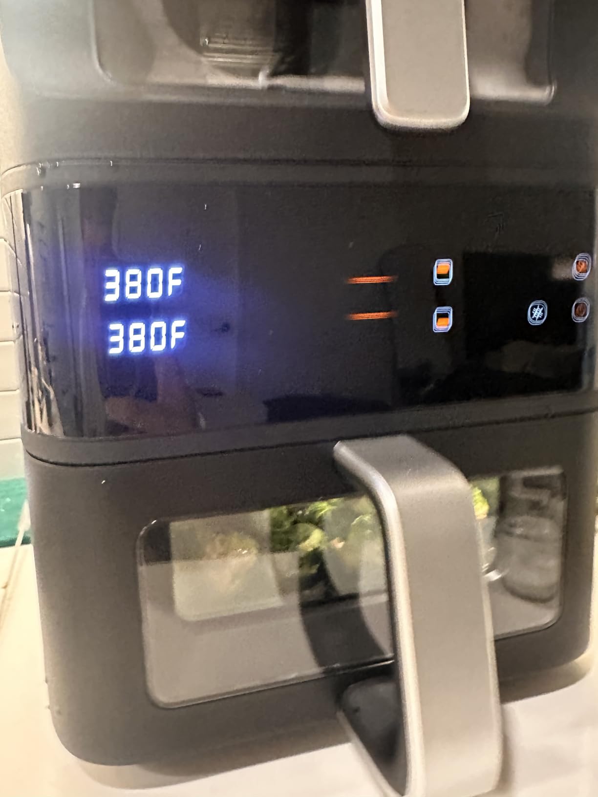 13QT Vertical Dual Basket Air Fryer with Dual-Zone Sync Finish customer photo 1