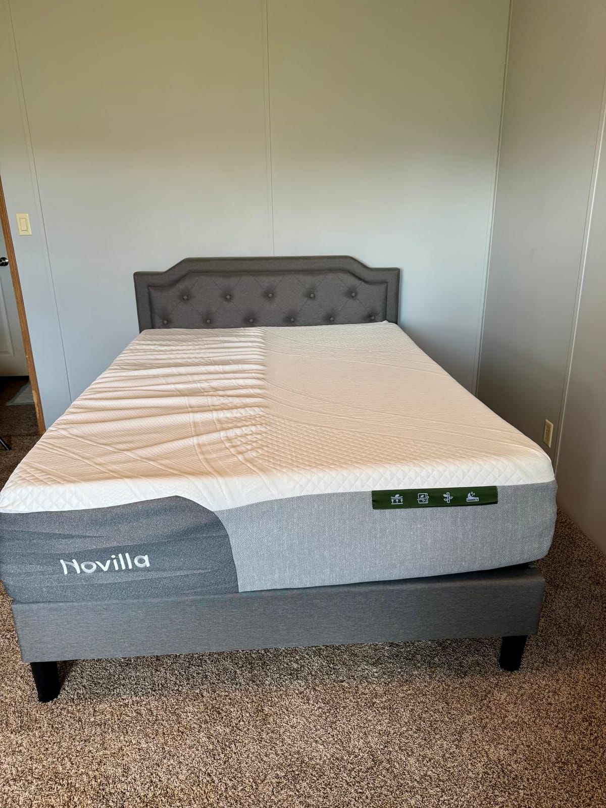 Novilla Bliss Cooling Queen Size Mattress, 12 Inch Gel-Infused Memory Foam customer photo 2