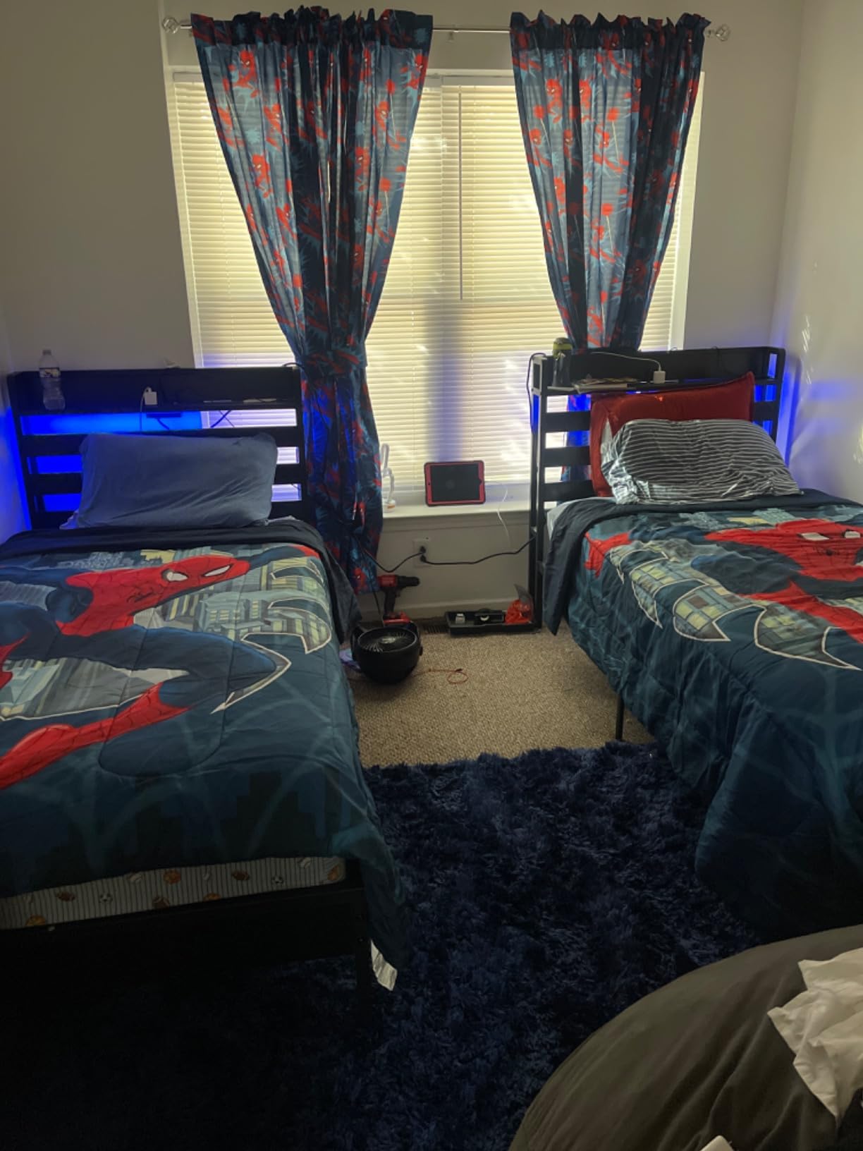 Yoobure Queen Murphy Bed with Charging Station, Cabinet Beds with Storage customer photo 2