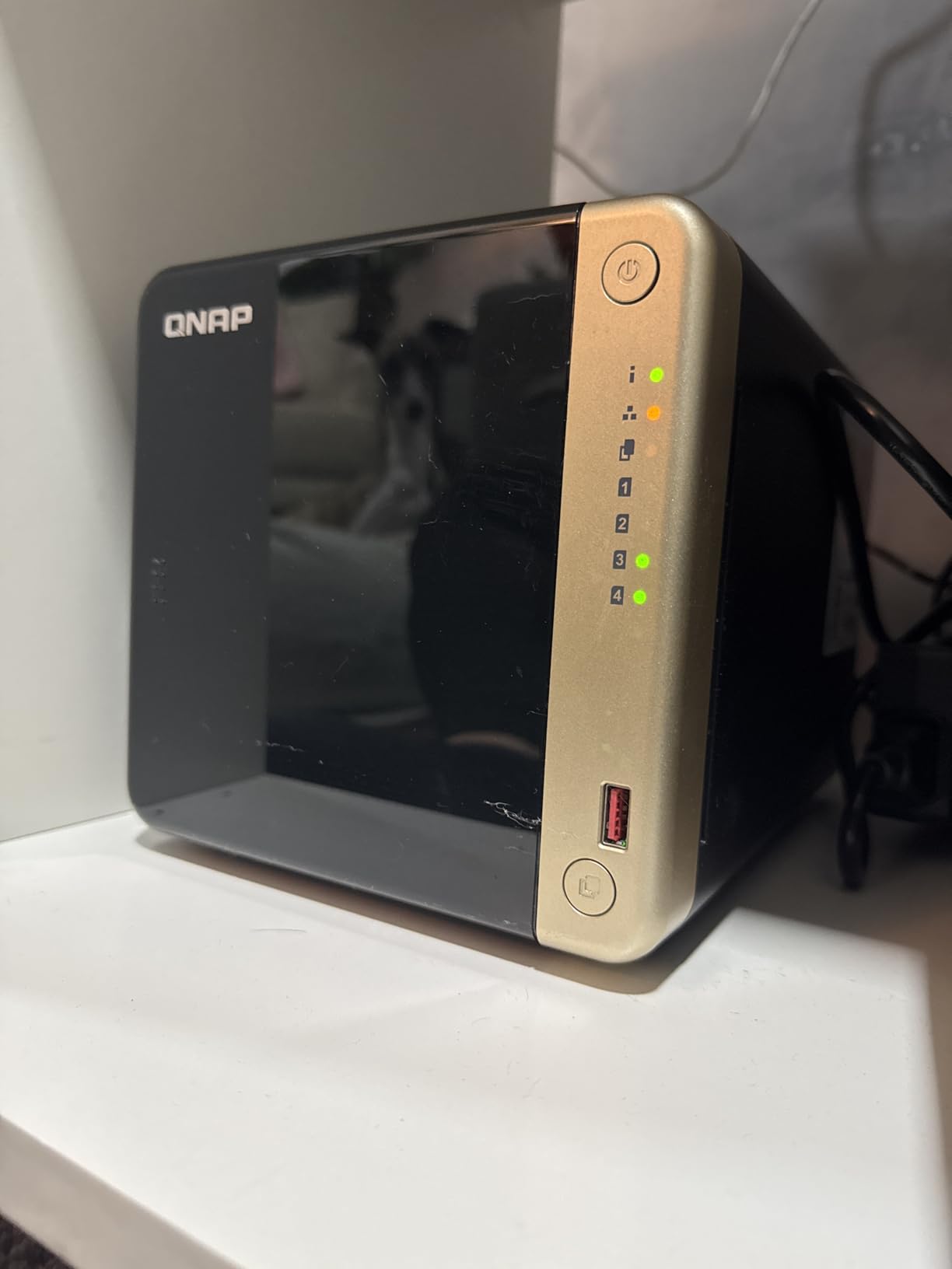 QNAP TS-464-8G-US 4 Bay Desktop NAS customer photo 1