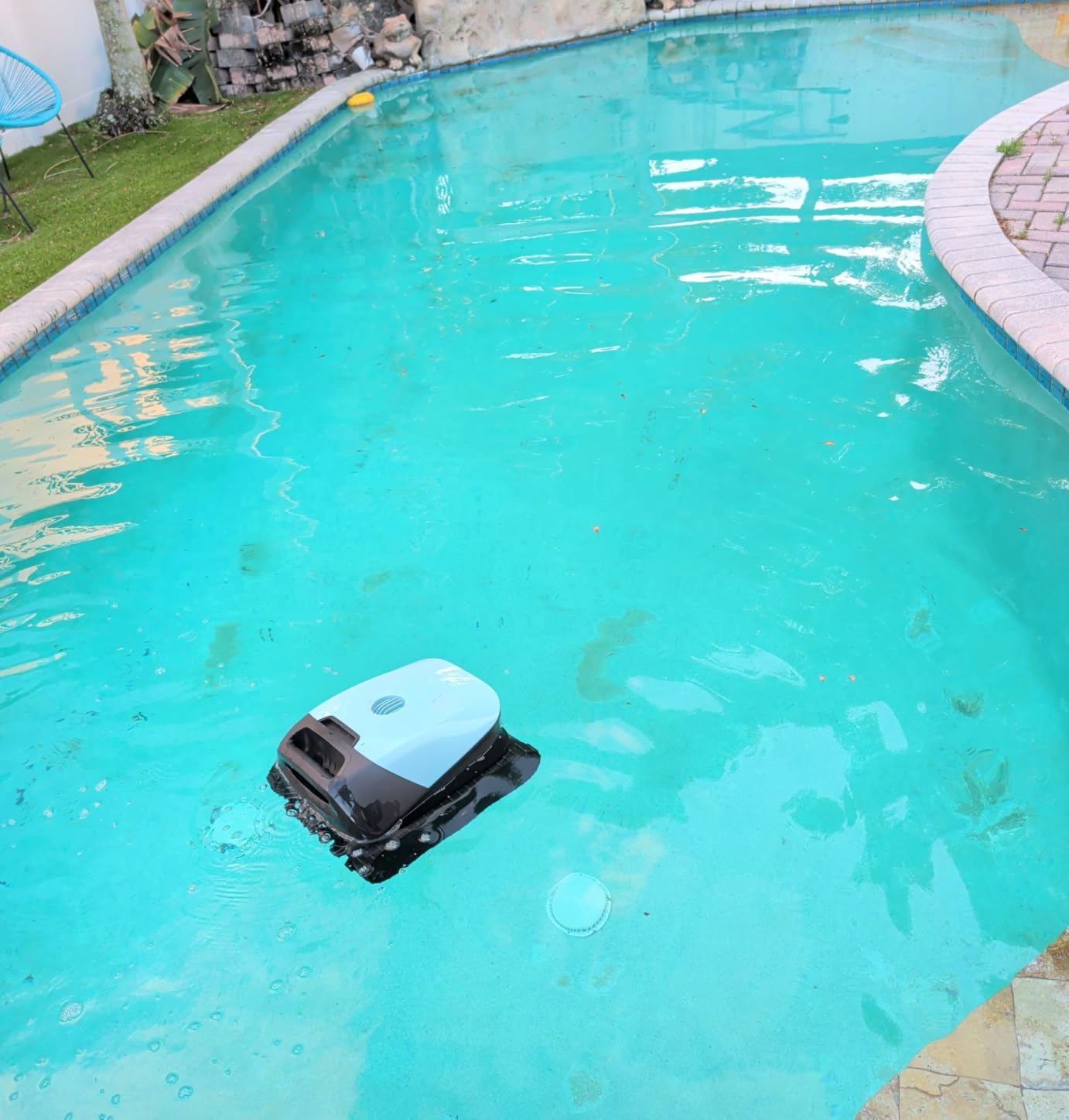 Beatbot Sora 10 Cordless Pool Vacuum Robot for Inground & Above Ground Pools, 6800 GPH Suction, Floor/Wall/Waterline/Shallow Area Cleaning, Waterline Parking, 300 Mins Runtime Royal Blue customer photo 2