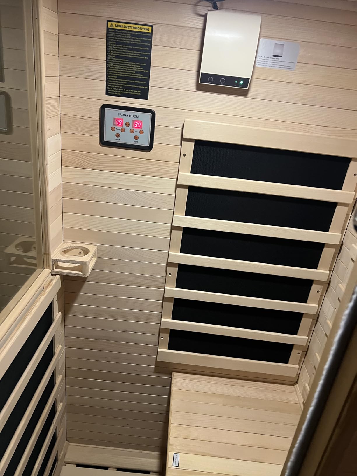 4-6 Person Outdoor Barrel Sauna with 6KW Electric Heater customer photo 1