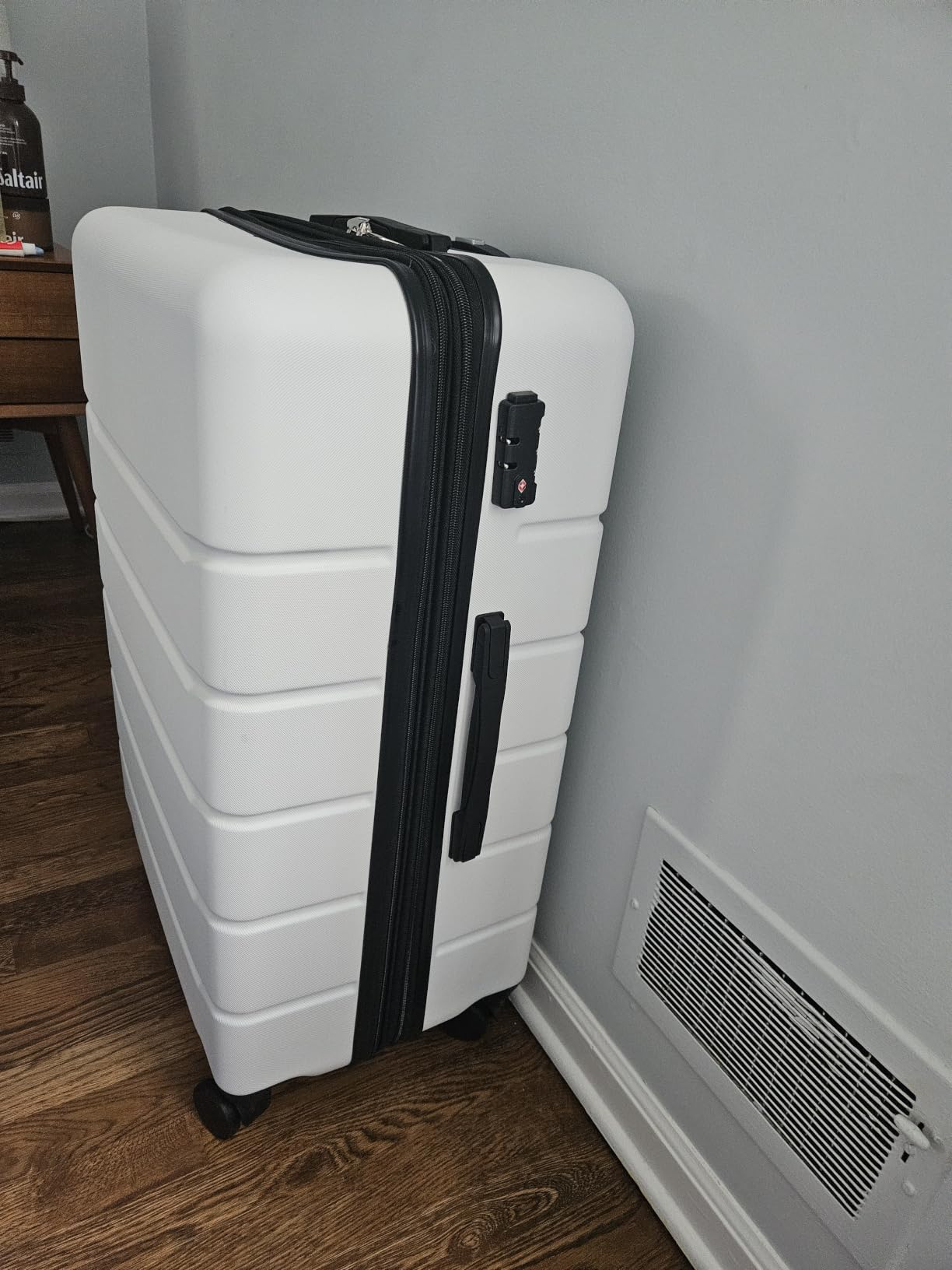 OLIXIS 24 Inch Luggage, Hardside Suitcase with Spinner Wheels, Lightweight ABS Hard Shell Checked Luggage, TSA Approved Lock, Expandable Medium Suitcase for Travel & Business–Olive Green customer photo 1