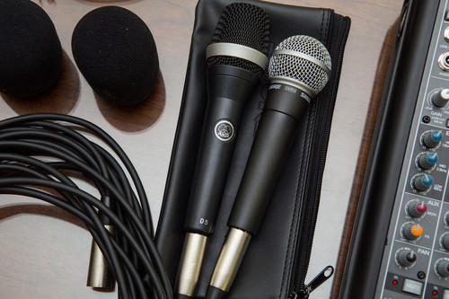 Shure SM58S Pro XLR Dynamic Vocal Microphone with On/Off Switch customer photo 1