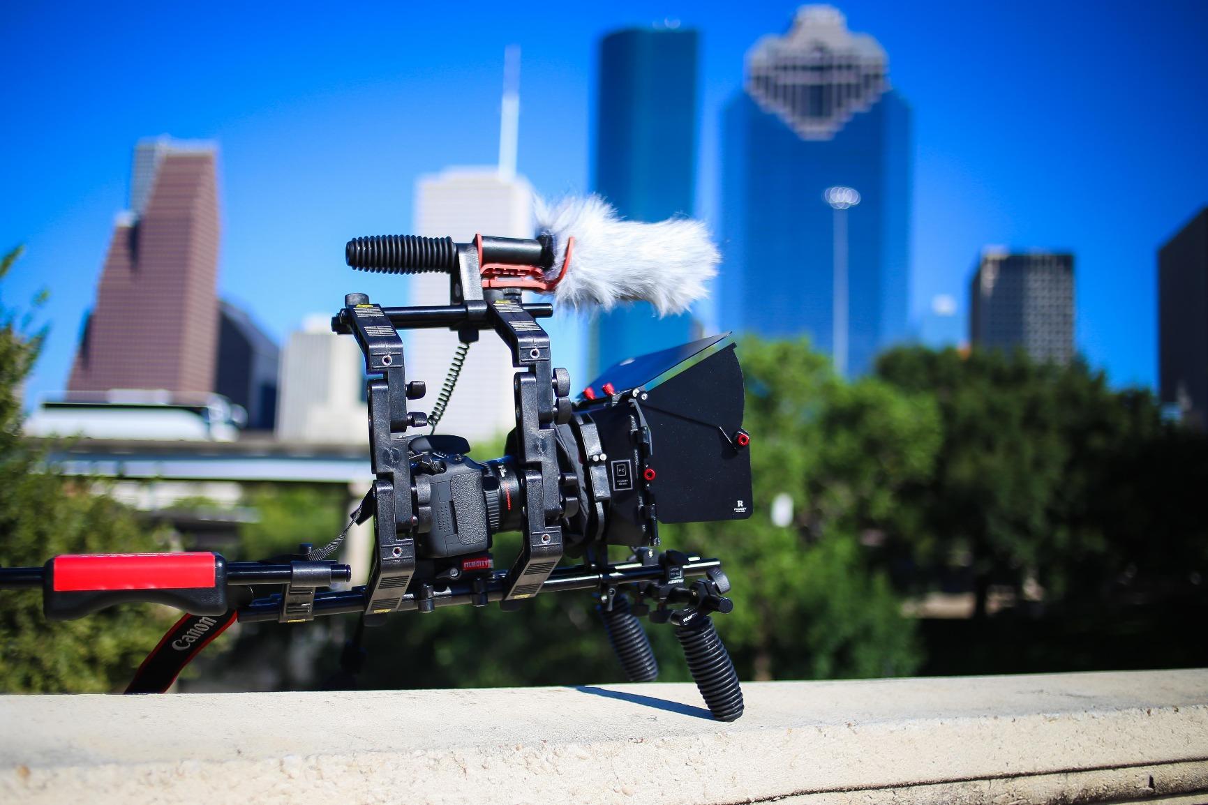 FC-02 Shoulder Rig Kit with Matte Box & Cage for DSLR Cameras customer photo 1
