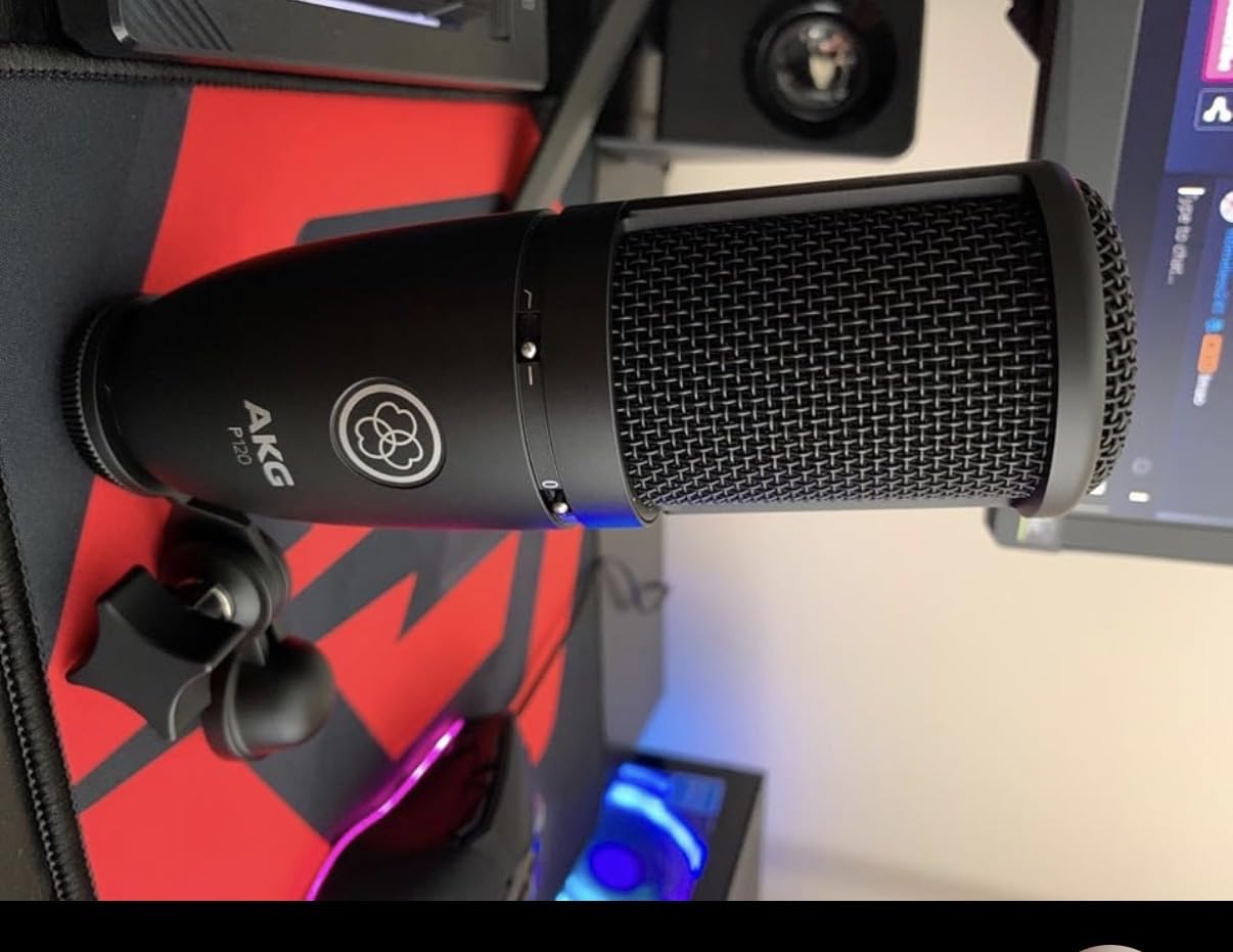 AKG Pro Audio P120 - Affordable 2/3-Inch Diaphragm Condenser Microphone for Clear Vocals & Instruments. Studio Recording or Live. XLR Connector. Black customer photo 2