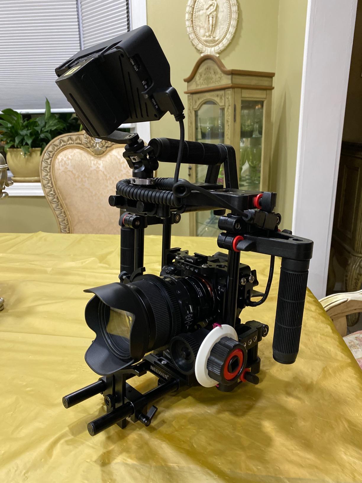 FC-CTH Power Camera Cage with Top Handle, Side Grips & 15mm Rods customer photo 2