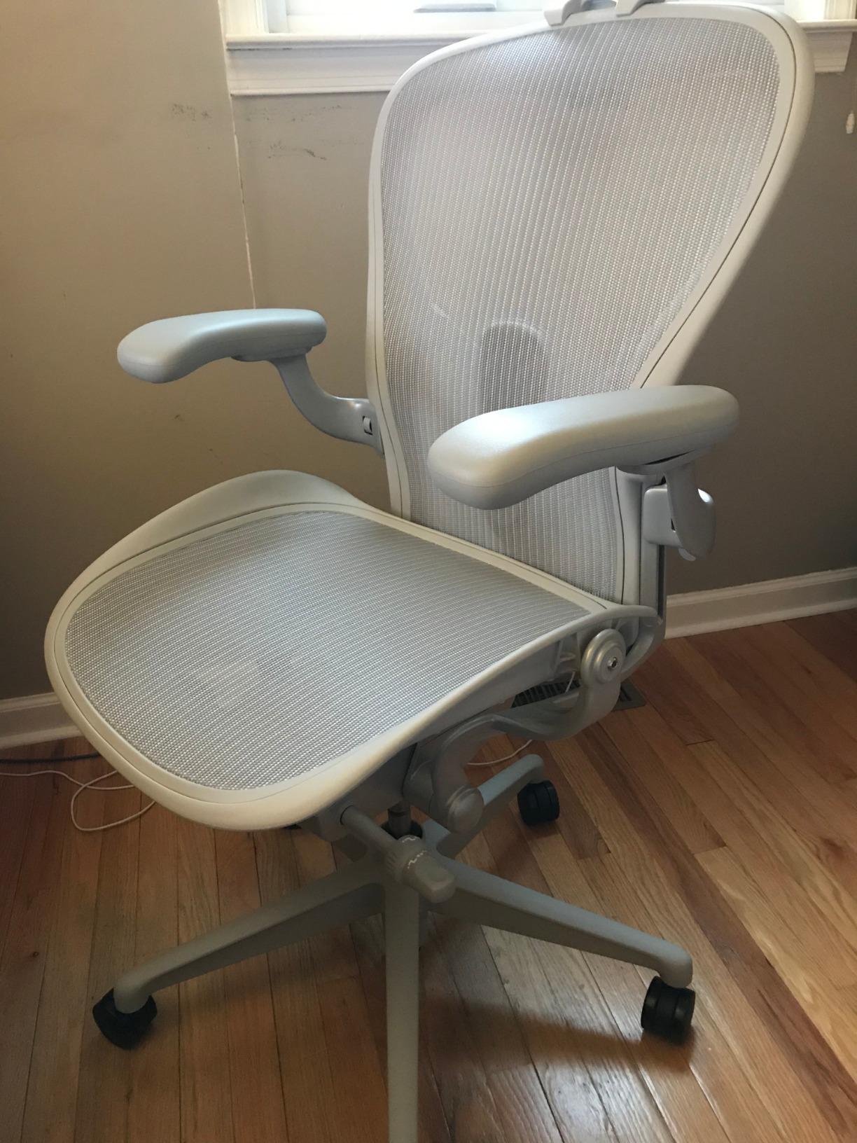 Herman Miller Aeron Ergonomic Chair - Size B, Graphite customer photo 1