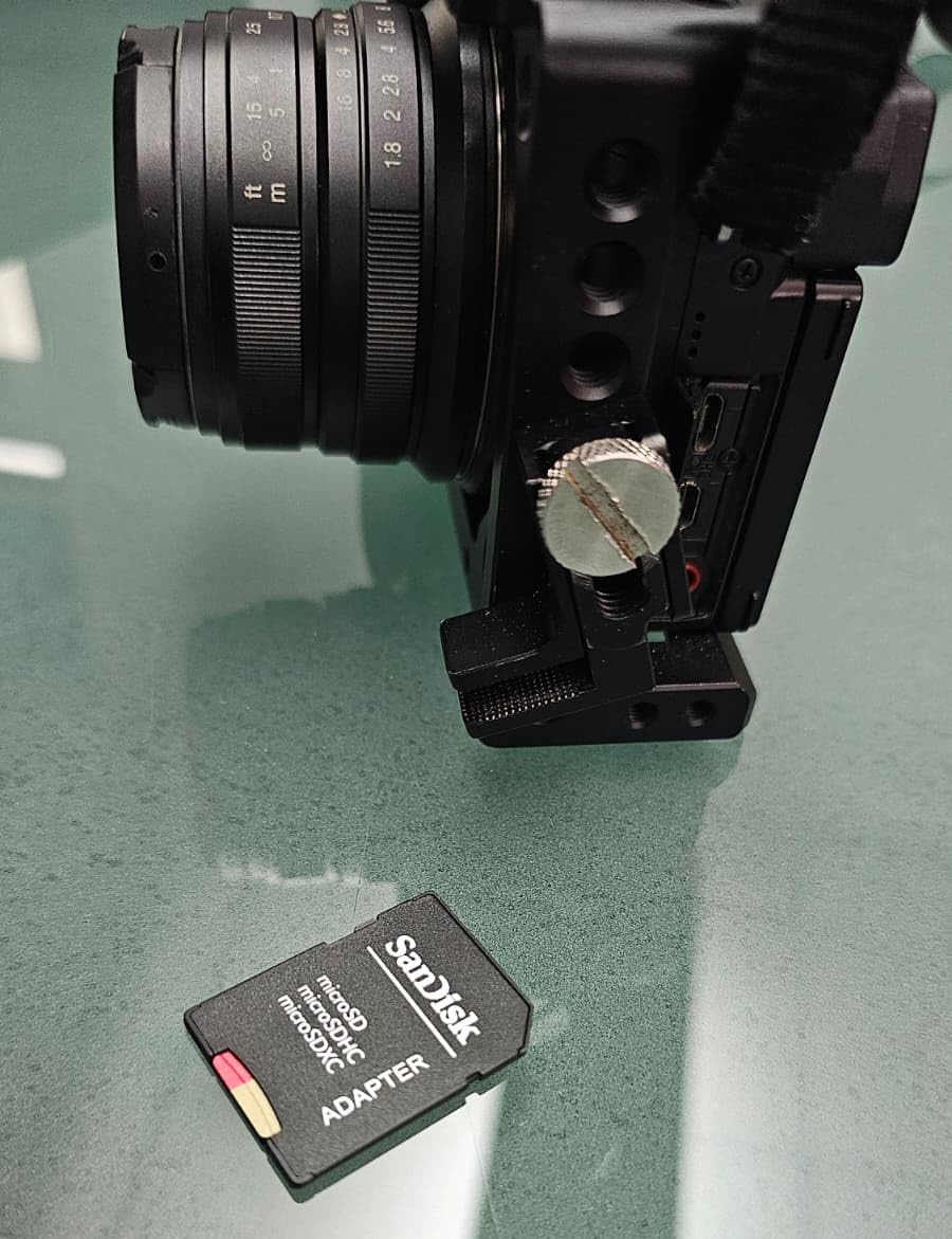 NICEYRIG Camera Cage Kit for Sony A6400/ A6100/ A6300/ A6000, with Cheese Top Handle Cable Lock Clamp customer photo 2