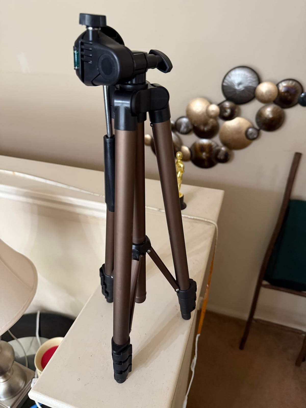 Amazon Basics Portable Aluminum Photography Light Stand Tripod with Case, Adjustable 2.8-6.7 Feet, Pack of 2, Black customer photo 1