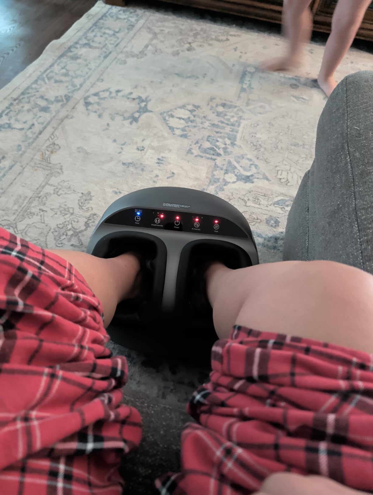 RENPHO Full Foot Massager with Heat, Deep Shiatsu for Plantar Fasciitis customer photo 1