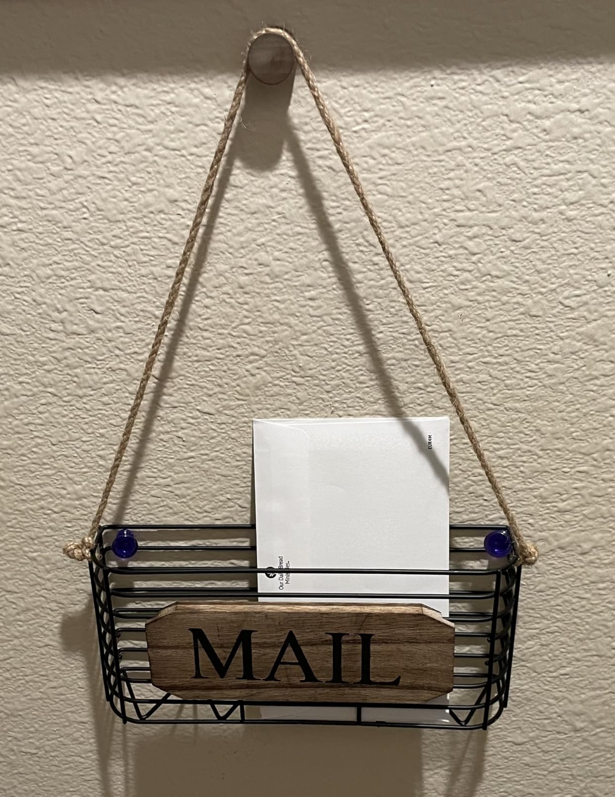 SRIWATANA Mail Organizer Wall Mount, 5 Key Hooks, Small, Carbonized Black customer photo 2