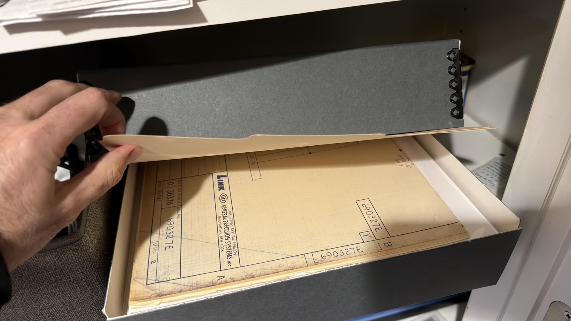 Lineco Museum Archival Storage Box, Drop Front, 9.75x12.75x3 in, Gray customer photo 2