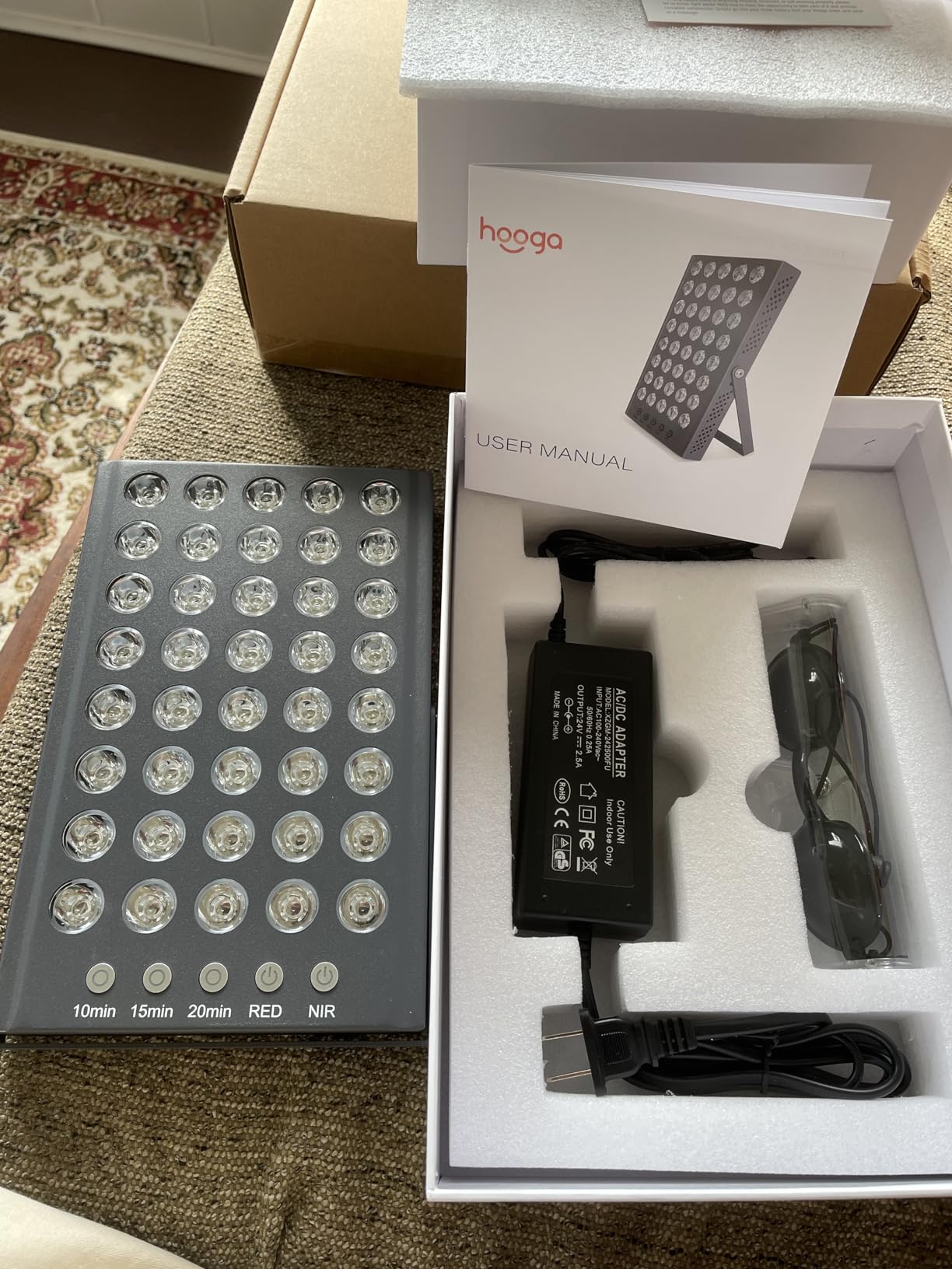Hooga Red Light Therapy Panel Device – 660nm Red & 850nm Near Infrared Light Therapy, LED Light Therapy Lamp for Face & Body, 40 LEDs, Timer, Adjustable Stand – HG200 customer photo 2