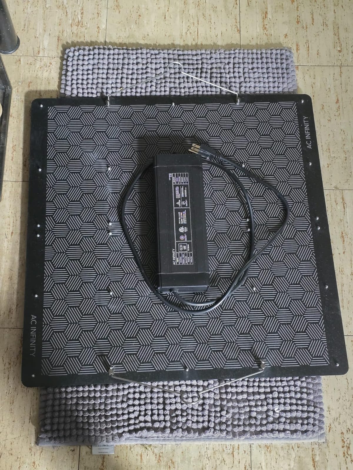AC Infinity IONBOARD S44, LED Grow Light Board 4x4 with Dimming Control customer photo 1