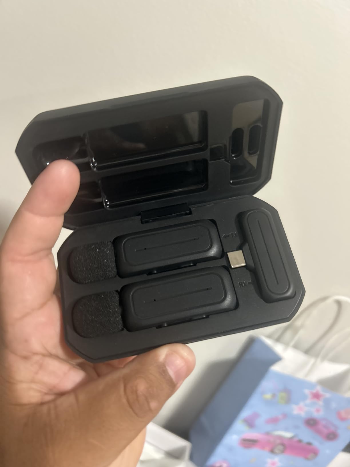 2-Pack Wireless Mini Lavalier Lapel Microphone for iPhone, Android(2 in 1) customer photo 2