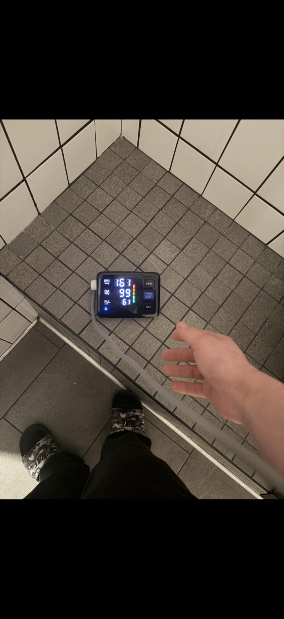 Blood Pressure Monitor, 9-17'' & 13-21'' Extra Large Blood Pressure Cuff customer photo 2
