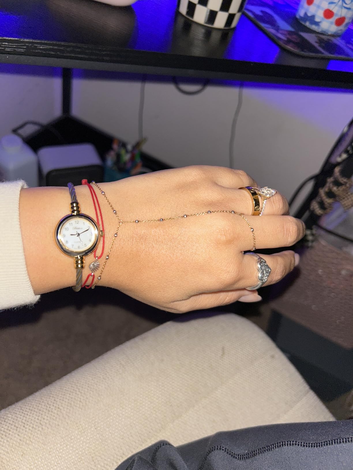 Collections Women's Cuff Watch - Round Analog Display Arabic Numbers 23mm Case Wire Bracelet Watch for Women Elegant Cable Cuff Bangle Wrist Watch customer photo 2
