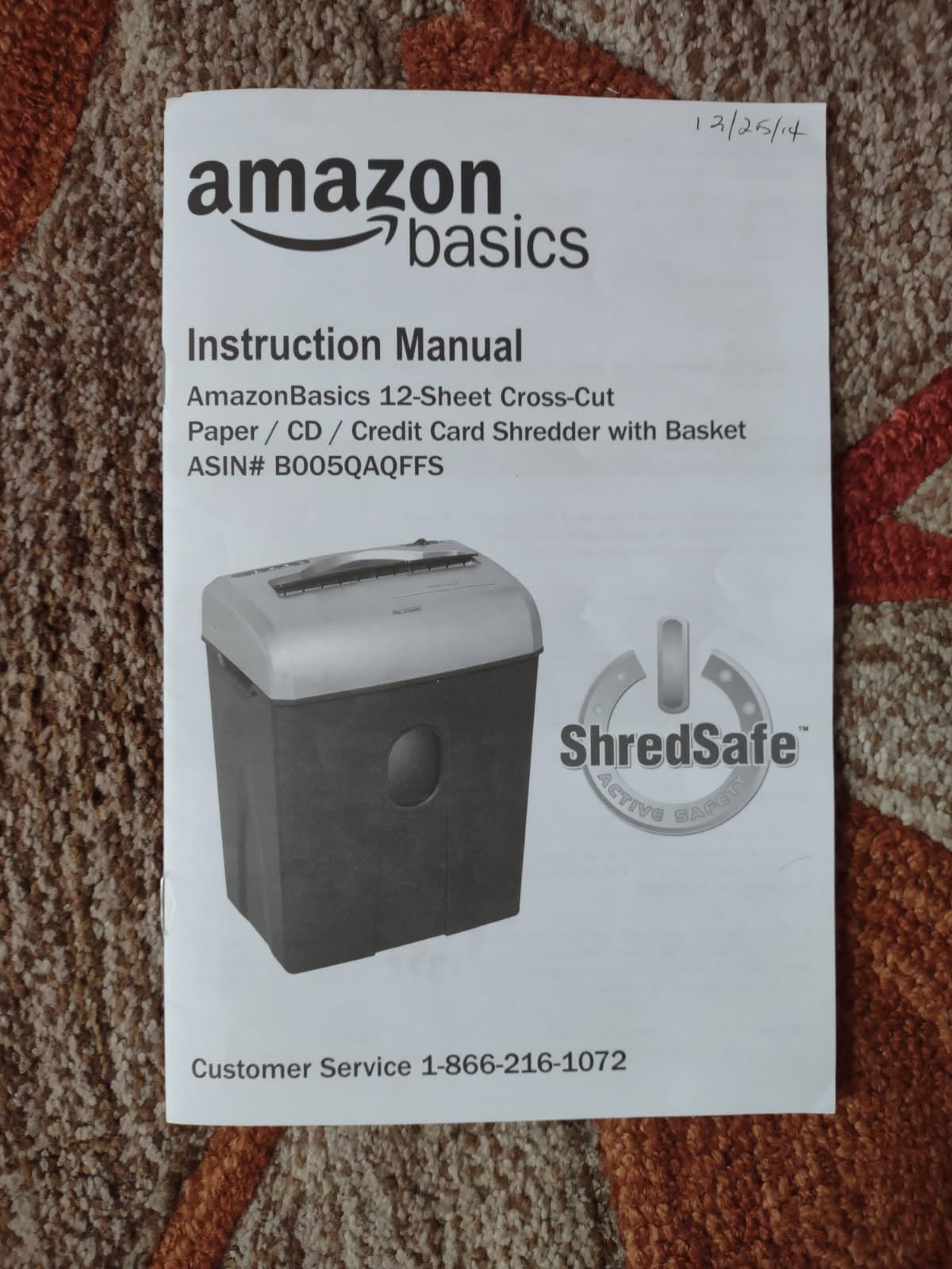 Amazon Basics High Security Micro Cut Paper Shredder, 8 Sheet Capacity, CD and Credit Card Shredder with Pull Out Bin, Black customer photo 1