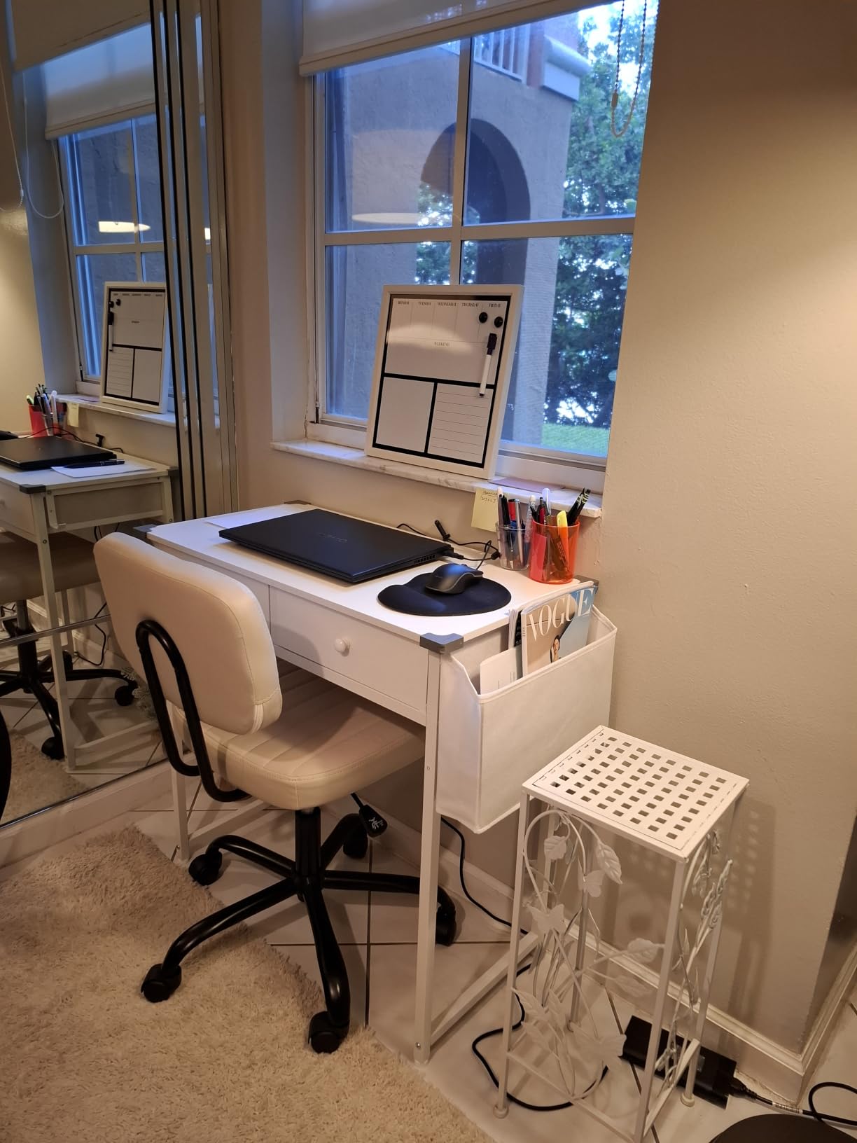 Lufeiya 40 Inch Desk with Drawers for Bedroom - 39 Inch Home Office Desks with 3 Fabric Storage Drawer and Pocket, Study Writing Table Rustic Computer Desk, Vintage Brown customer photo 2
