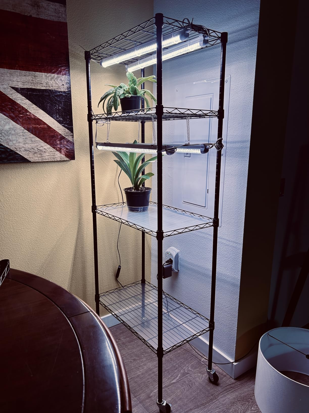Plant shelf with grow light with 72W, 23.2