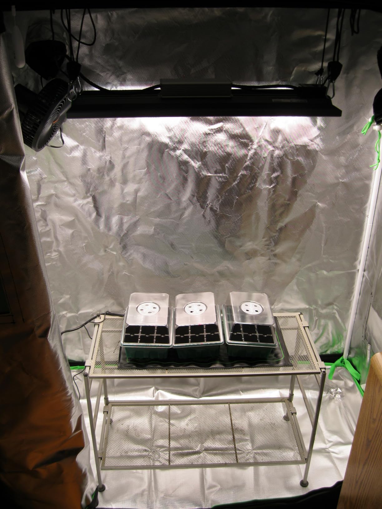 Small Grow Tent 18