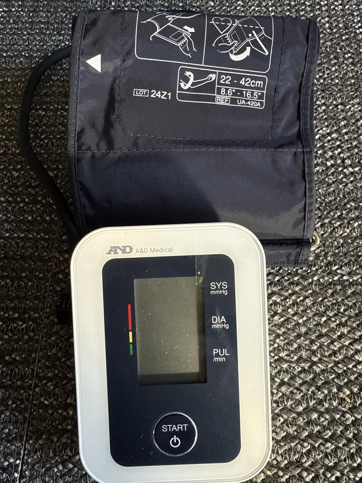 Automatic Upper Arm Blood Pressure Monitor for Home Use with 9-17&13-21 in customer photo 1