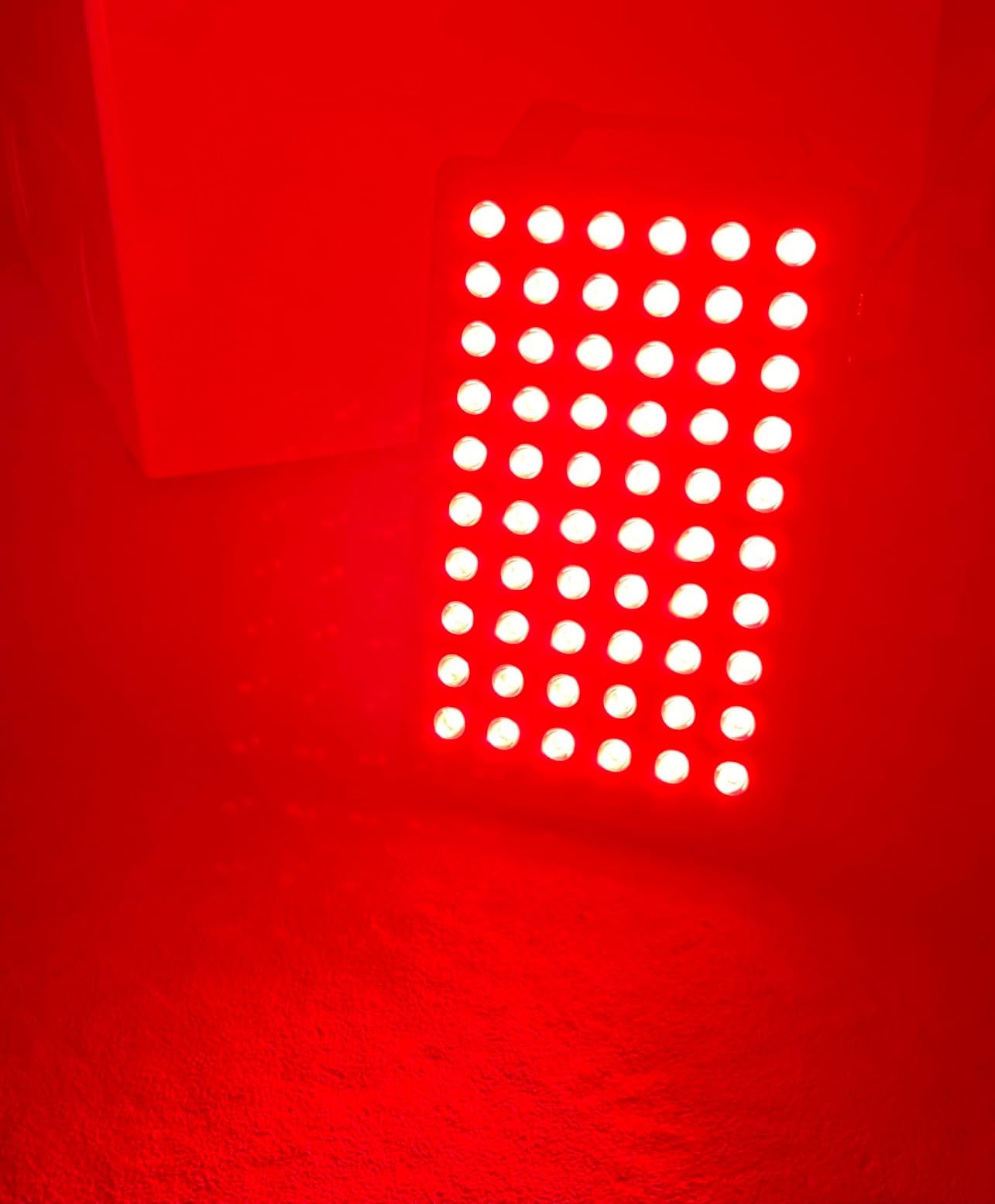 BONTANNY Red Light Therapy, 630/660/810/830/850nm 5 Wavelengths Red Near Infrared Light Device with 60 Dual Chip Clinical Grade LEDs, Remote Control, Timer for Face, Body, Pain Relief, BO-300 (White) customer photo 1