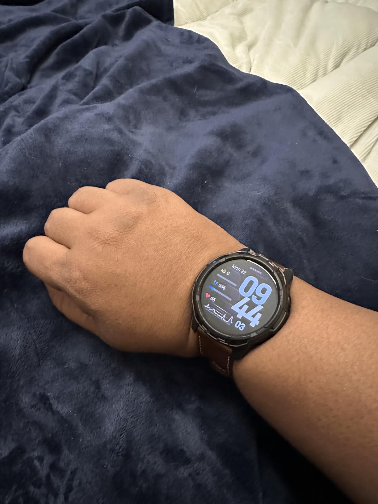 Garmin Venu® 4, Advanced Fitness Smartwatch, 41mm, Black Silicone customer photo 1