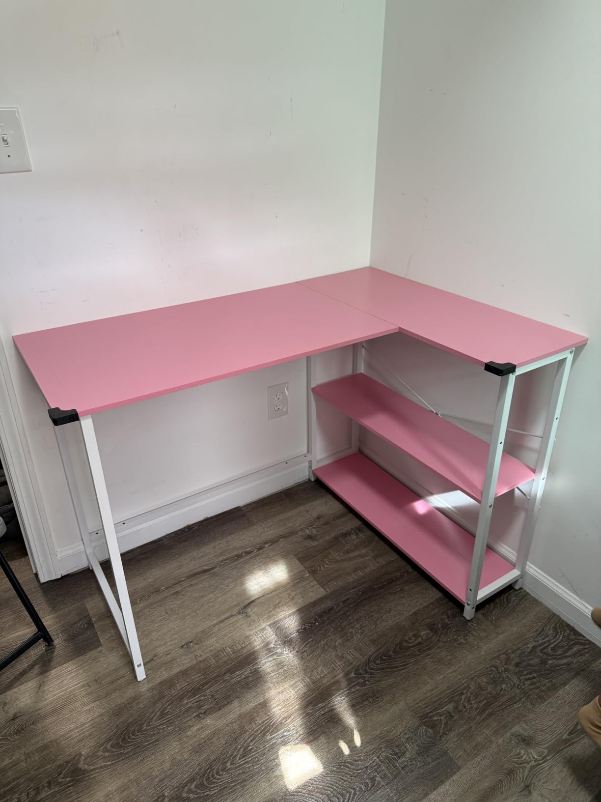 Pamray 40 Inch L Shaped Computer Desk with Reversible Side Storage Shelves, Small Corner Desk for Small Space Home Office, Writing Study Table PC Desk for Bedroom, Vintage customer photo 1