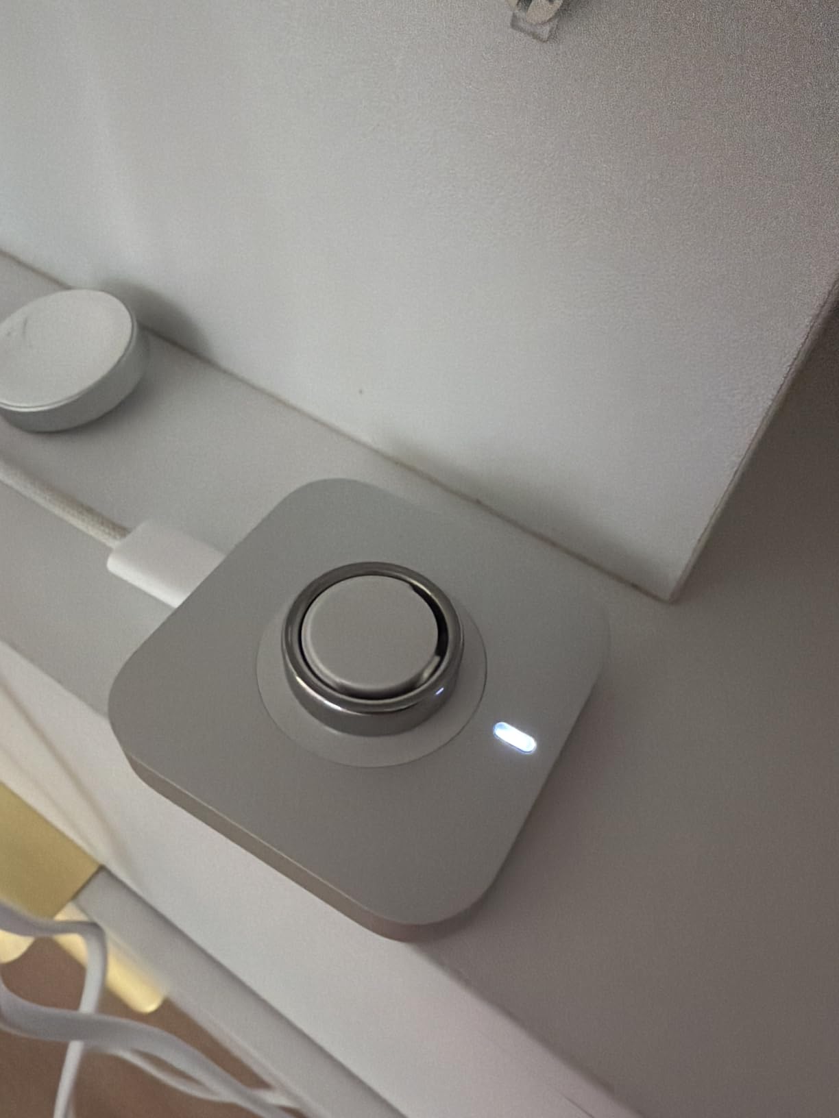 Oura Ring 5 Smart Ring - Silver - Size 10 - Fitness & Sleep Tracker customer photo 2