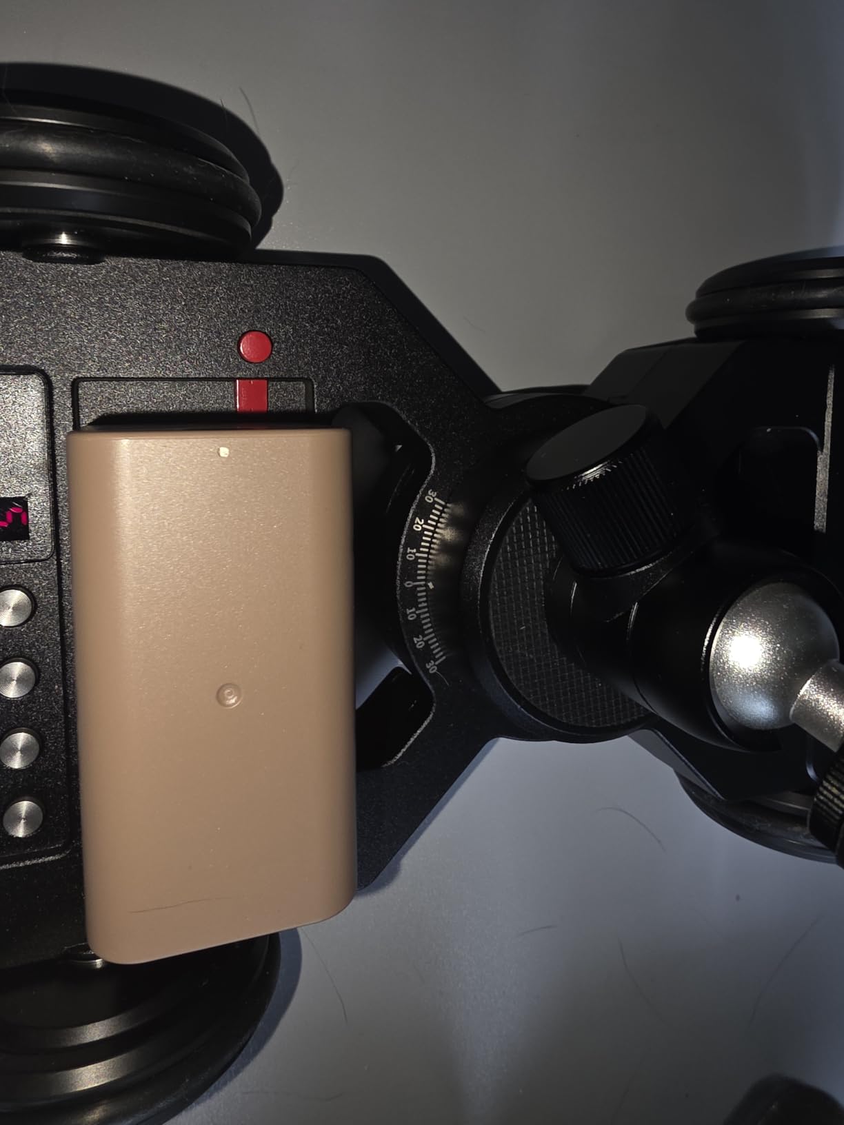 NEEWER DL400 Upgraded Motorized Camera Slider Dolly with App Control customer photo 2