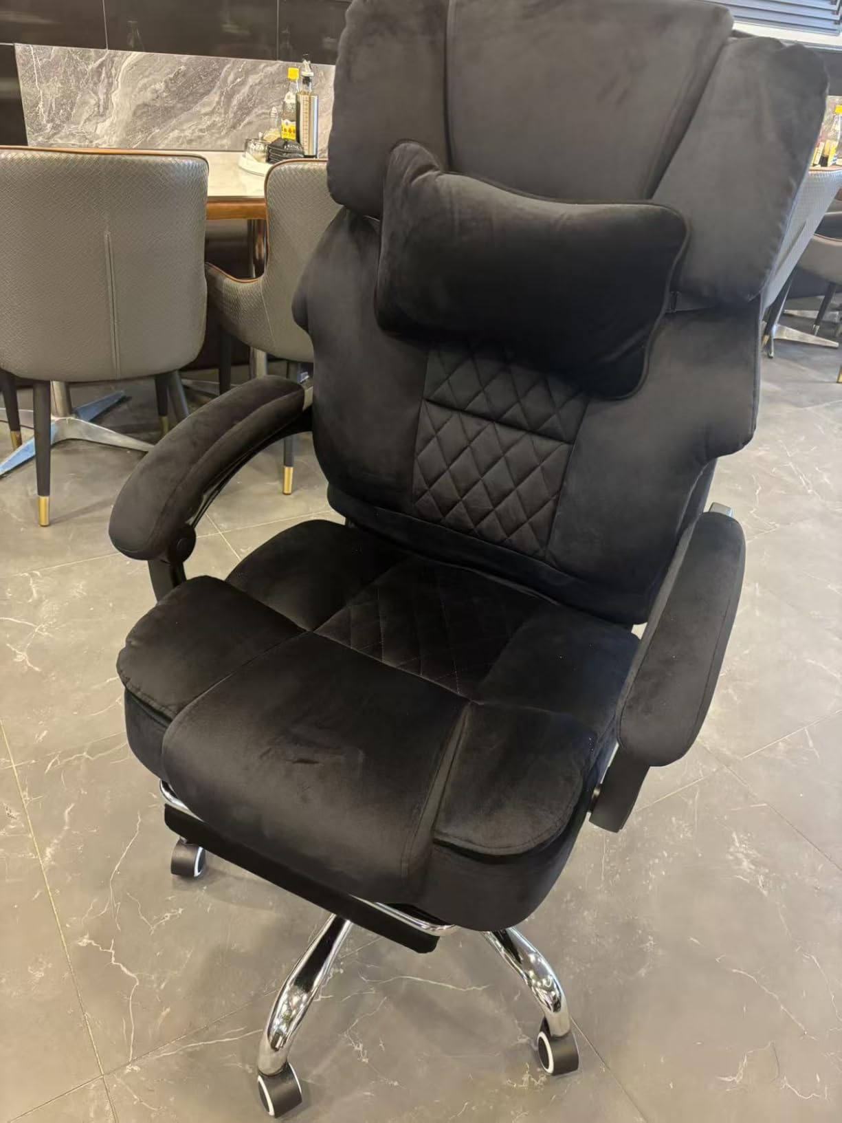 GTPLAYER Big and Tall Office Chair with Pocket Spring Cushion & Ergonomic Lumbar Support for Lower Back Pain Relief, High Back Computer Gaming Chair with Foot Rest, Soft Velvet Fabric, Black customer photo 1